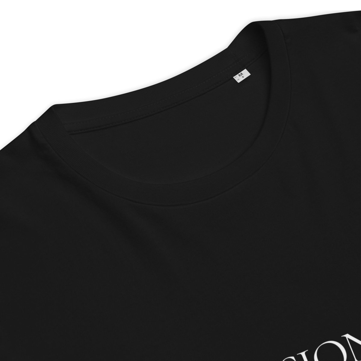 T-shirt “Be Delusional.” - Wearistic