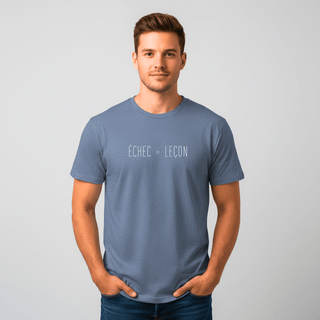 T-shirt “Échec = Leçon.” — Vision Blanche — Dark Heather Blue
