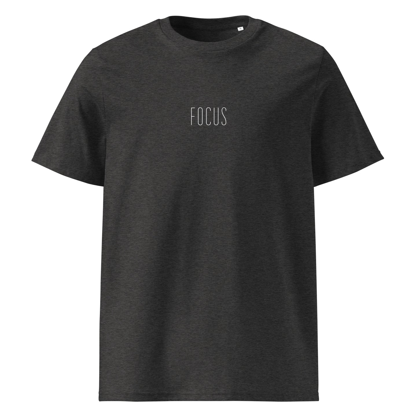 T-shirt “Focus.”